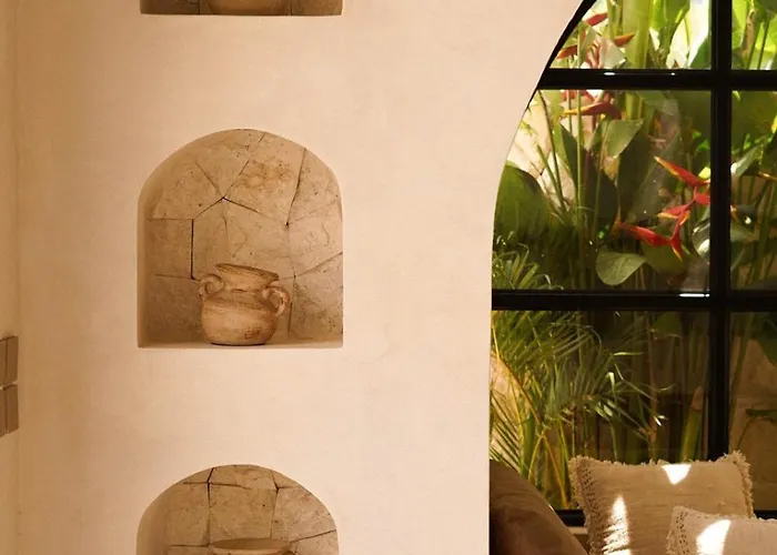 Villa Ayora - Brand New - Ocean View - Fully Private, Architect-designed Cliffside - Uluwatu (Bali)
