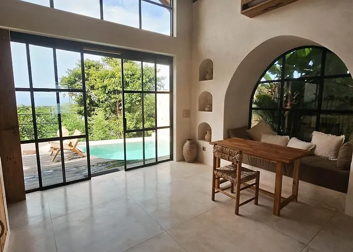 Ayora - Brand New - Ocean View - Fully Private, Architect-designed Cliffside - Uluwatu (Bali)