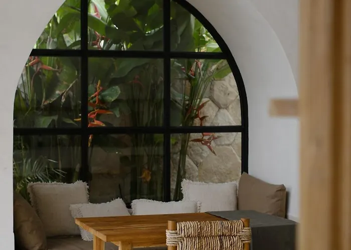 Ayora - Brand New - Ocean View - Fully Private, Architect-designed Cliffside - Villa *
