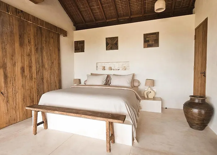 Ayora - Brand New - Ocean View - Fully Private, Architect-designed Cliffside - Villa
