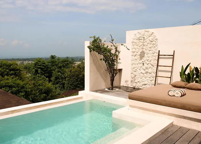 Villa Ayora - Brand New - Ocean View - Fully Private, Architect-designed Cliffside - *