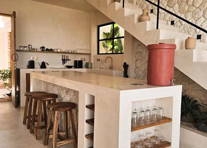 Ayora - Brand New - Ocean View - Fully Private, Architect-designed Cliffside - Uluwatu (Bali)